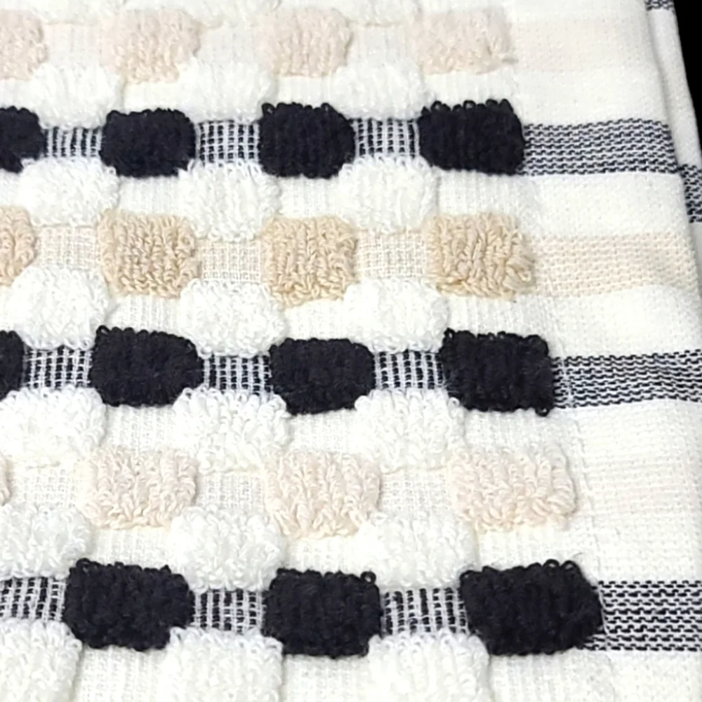 DKNY 8Pc 2 Bath 2 Hand 4 Washcloth TAN BLACK WHITE Gingham Check Towel Set NEW
